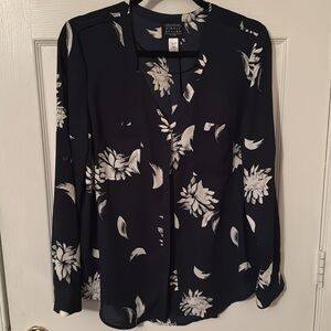 Simply Styled Shirt Size L Color Navy Blue White Floral Print
